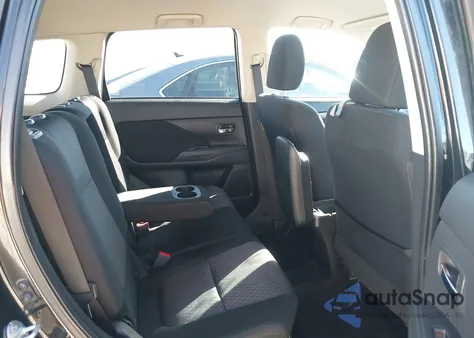 2014 Mitsubishi Outlander Es z USA, uszkodzony, nr VIN JA4AD2A33EZ006935